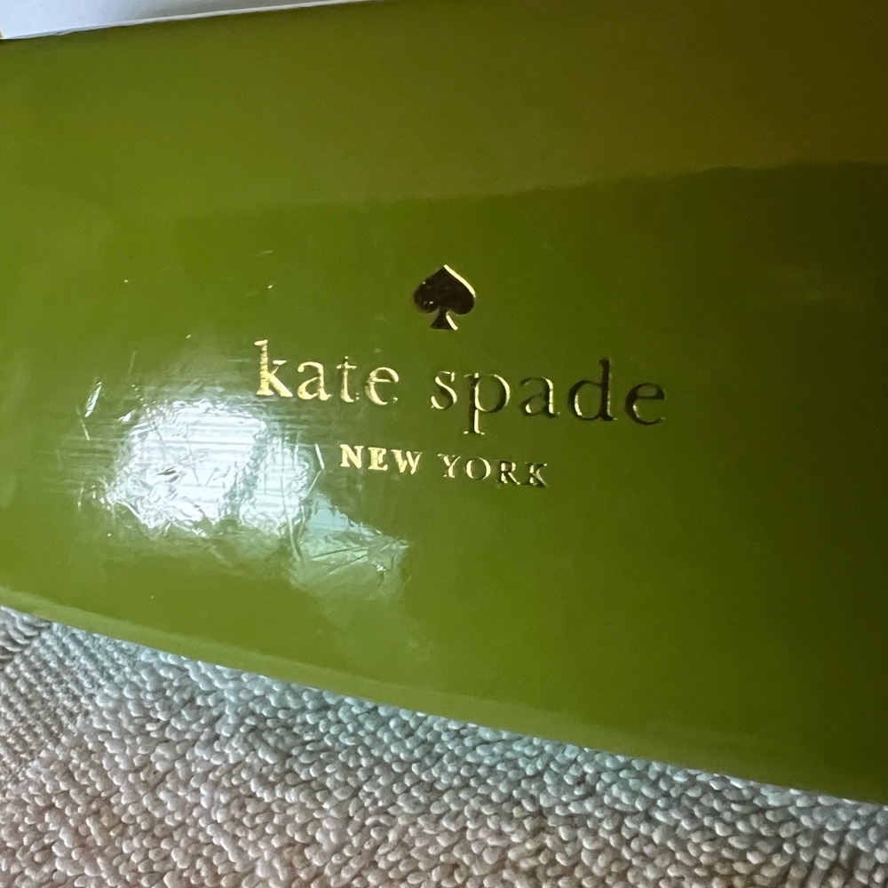 Kate Spade Green sunglasses case.